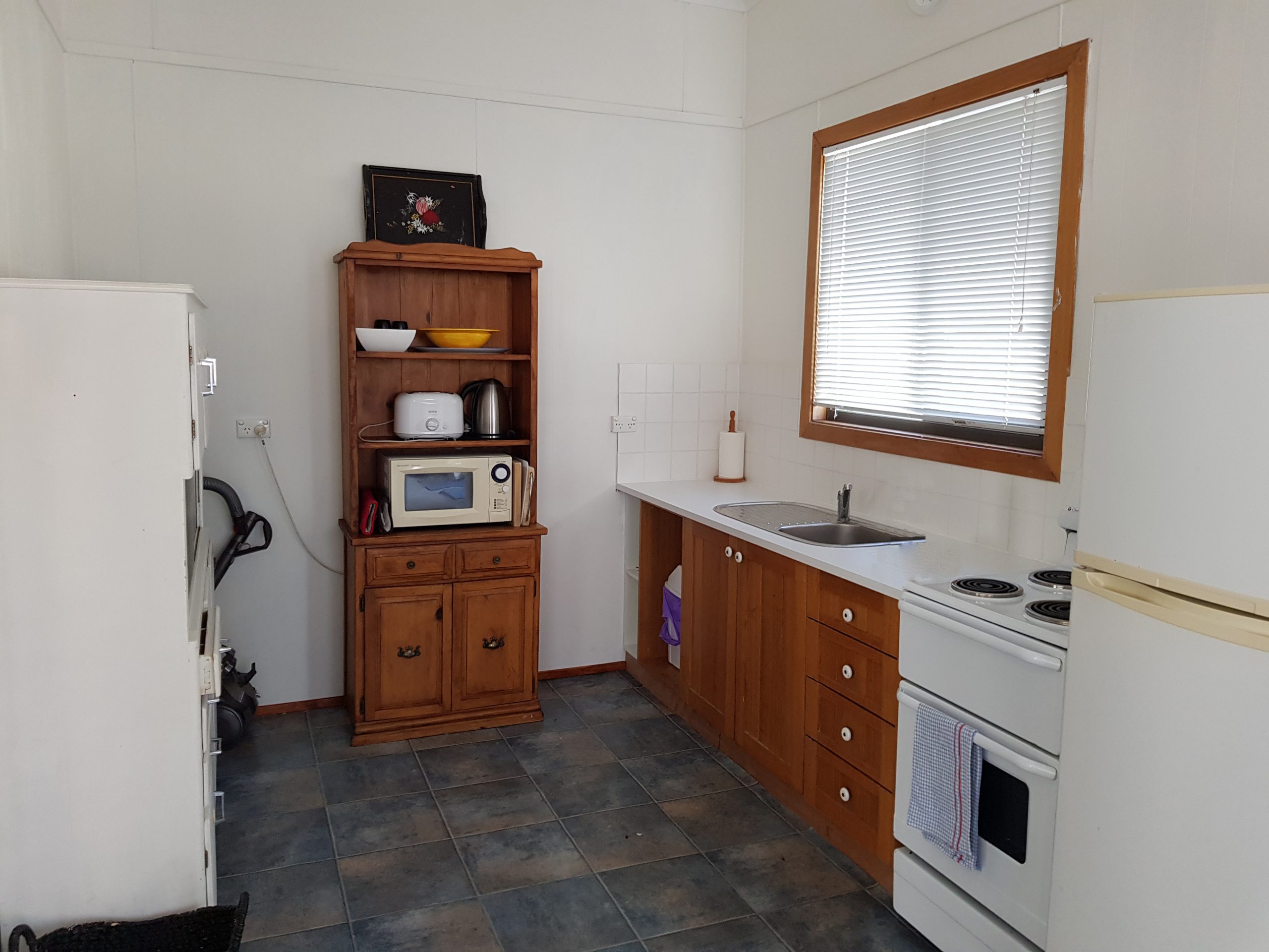 CabiF Kitchen.1