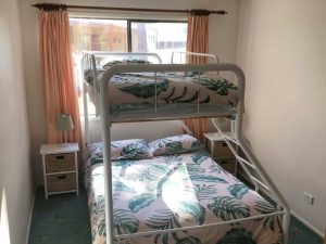 Bream-Beach-Cabin-Q-bed2
