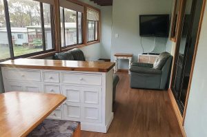 cabin-4-lounge