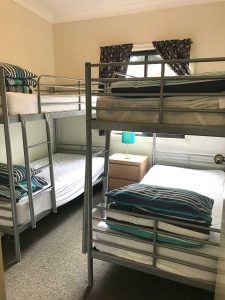 cabin-A-bedroom2